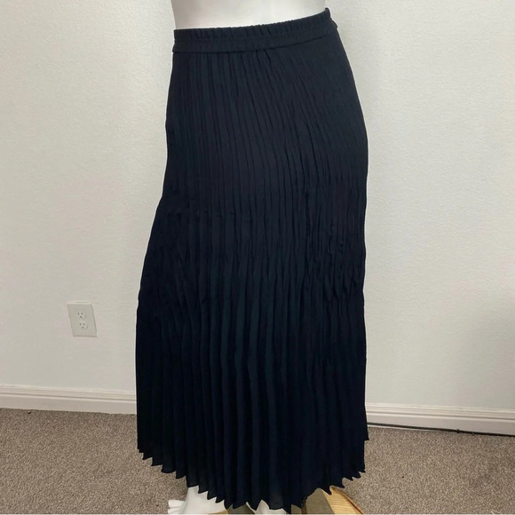 Chaps Black Elastic Waist Front Slit Pleated Pull On Lined Maxi Skirt Size L - Picture 5 of 8